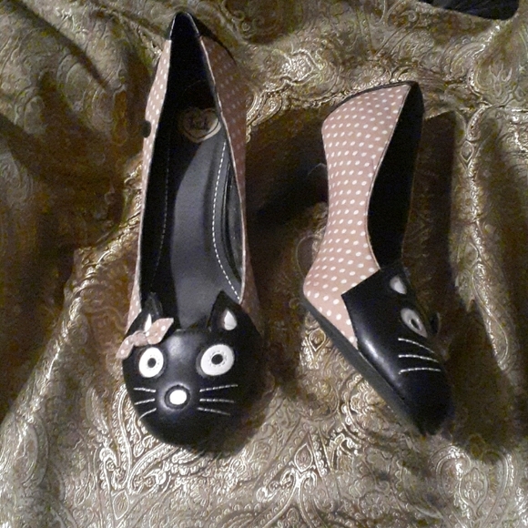 T.U.K Shoes - T.U.K. Polka Dot Kitty Cat Heels